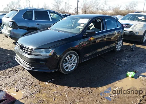 2017 Volkswagen Jetta 1.4T S z USA, uszkodzony, nr VIN 3VW2B7AJ0HM257586